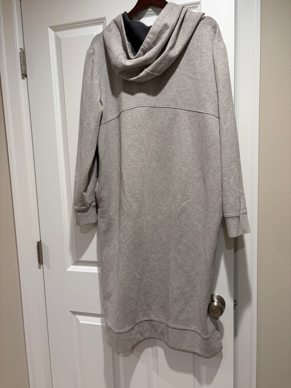 Sweaty Betty hooded sweatshirt dress XL pockets, long sleeve, EUC - Picture 2 of 4